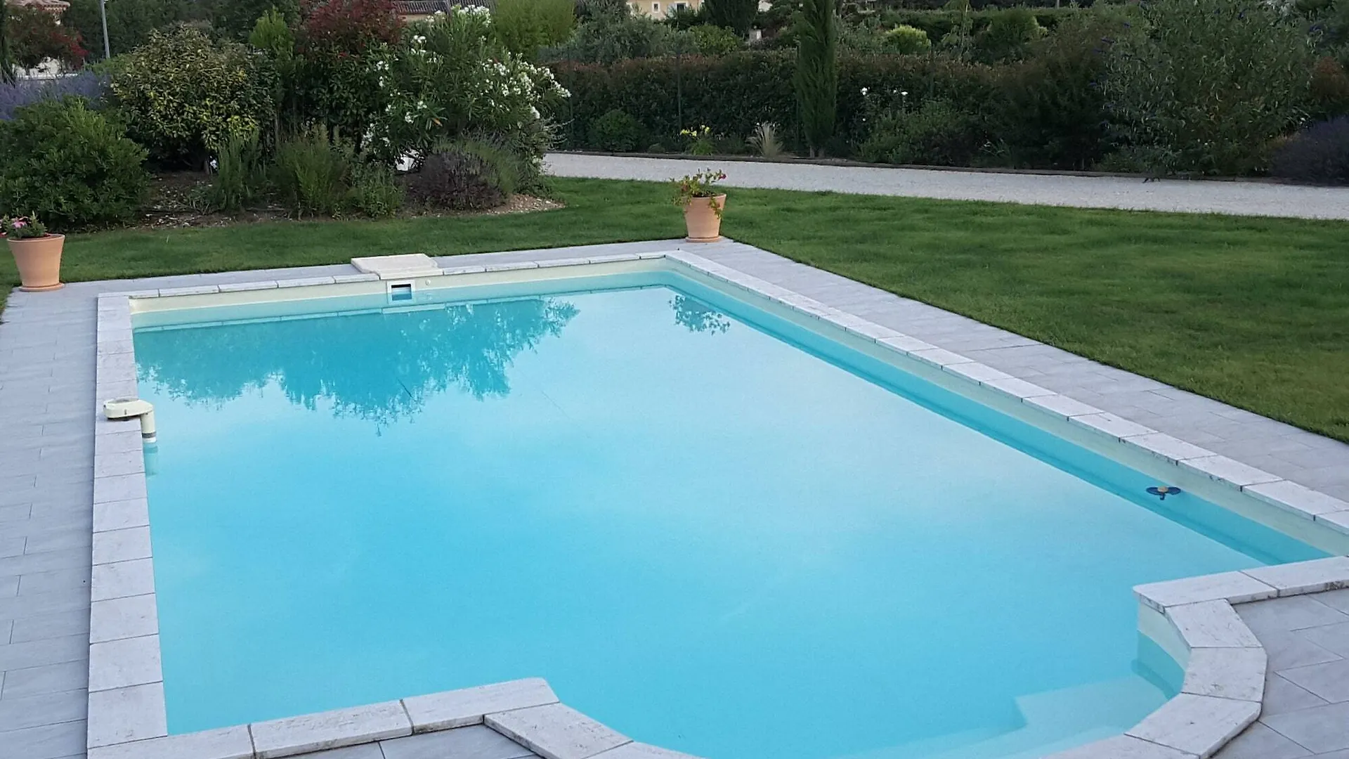 Hotel Aubade En Luberon Cavaillon