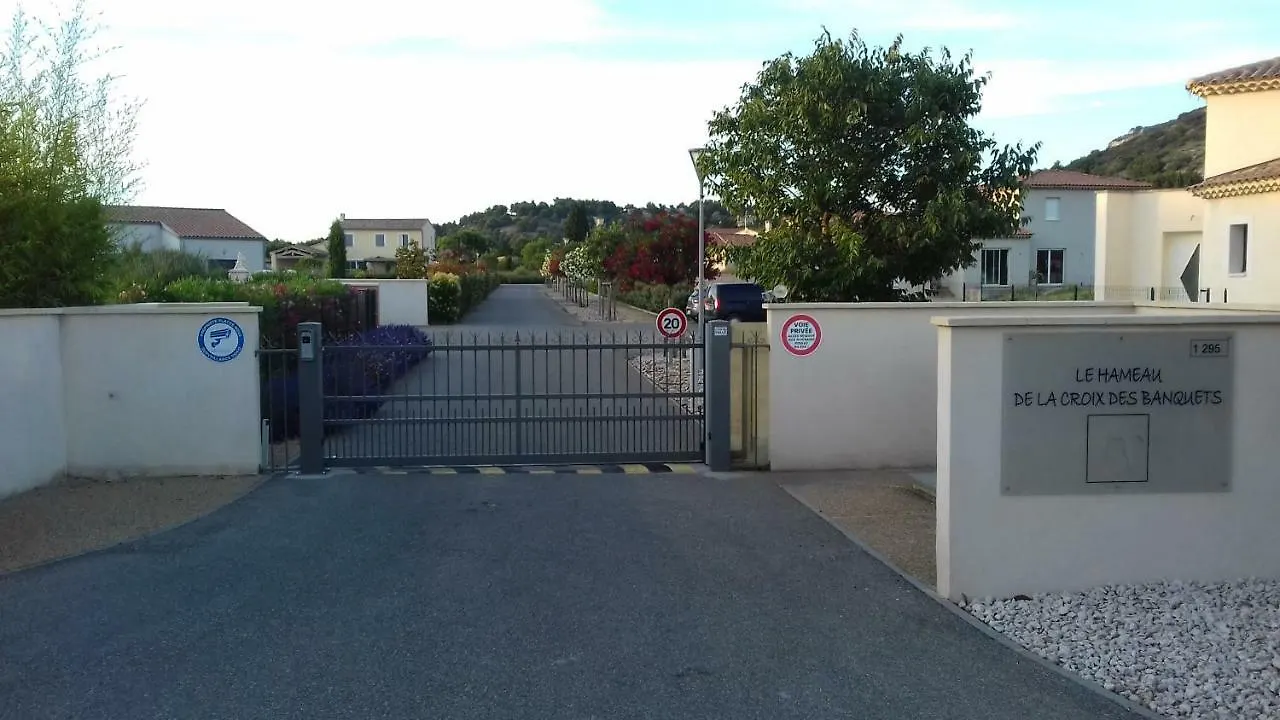 Hotel Aubade En Luberon Cavaillon Francja